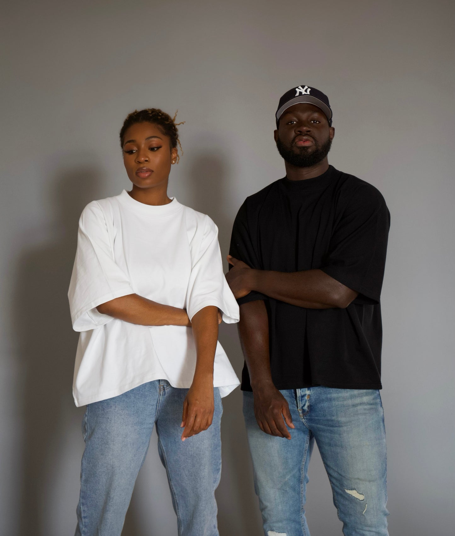 COLOSSIANS MOCK TEE - BLACK