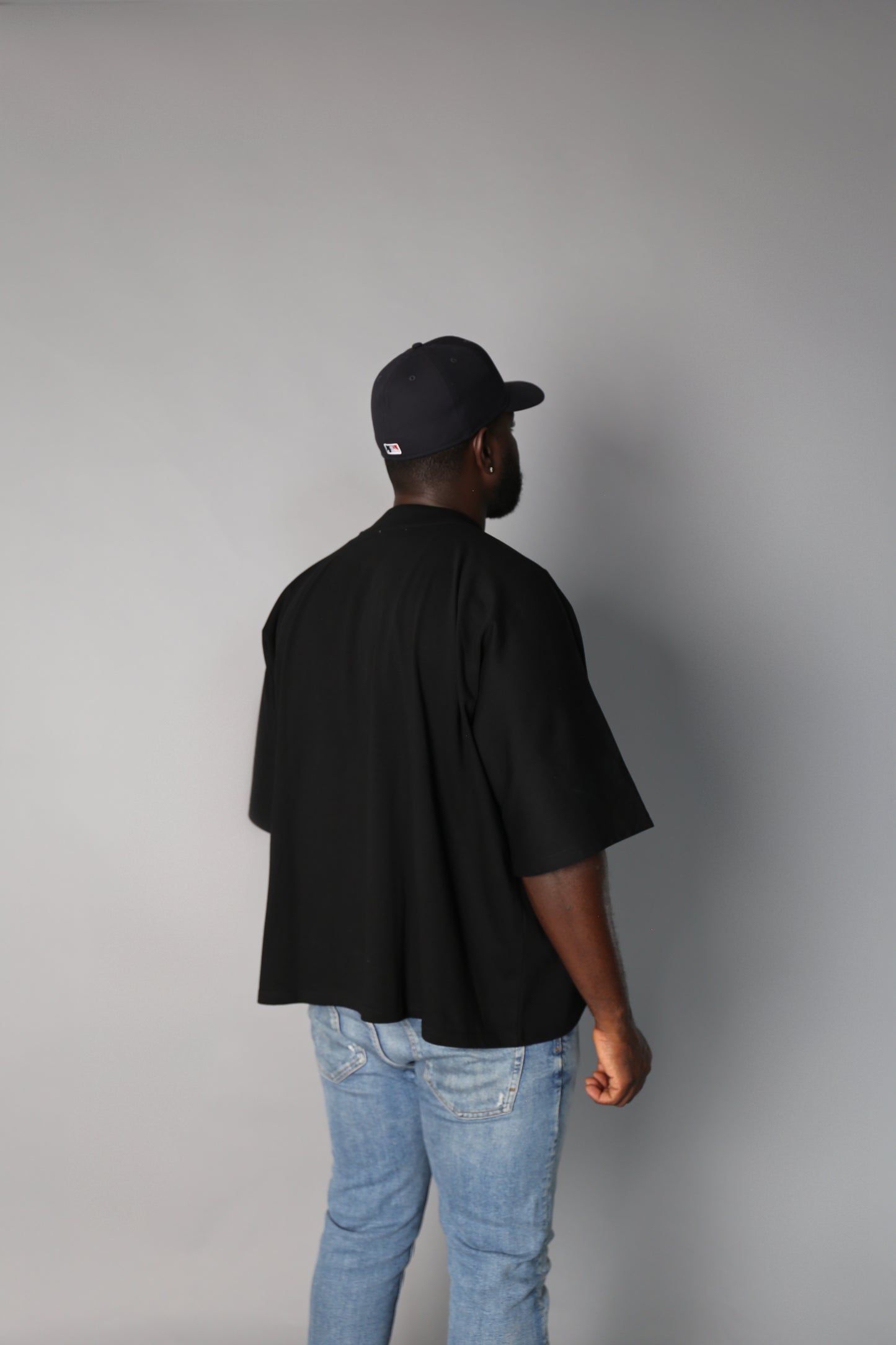 COLOSSIANS MOCK TEE - BLACK